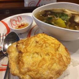 ข้าวไข่เจียว&แกงเห็ด