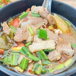 ต้มแซ่บ