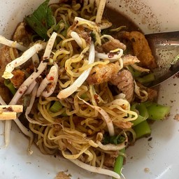 เจ๊เล็ก ก๋วยเตี๋ยวเรือ อยุธยา(เจ้าเก่า) หน้าวัดทองสะอาด