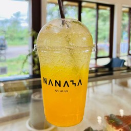 เสาวรส สปาคคลิ่ง