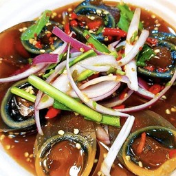 ยำไข่เยี่ยวม้า