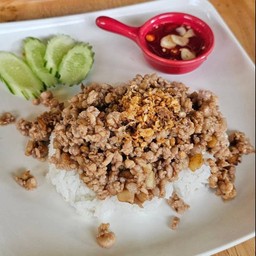 ข้าวหมูสับกระเทียม