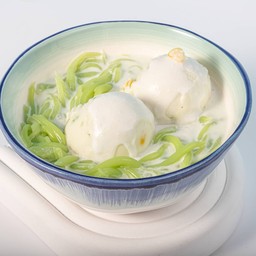 ไอศกรีมกะทิรวมมิตร+ลอดช่องน้ำกะทิ