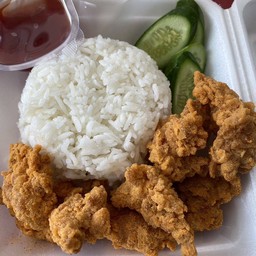 ข้าวหน้าไก่ป๊อบแซ่บ