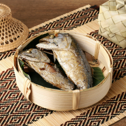 ปลาทูทอด - Deep fried Mackerel
