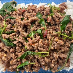 กระเพราเนื้อสับ