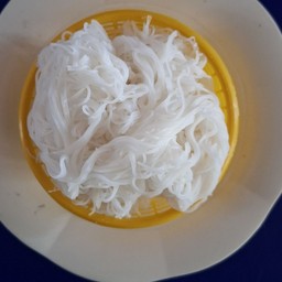 ขนมจีน