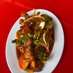 ยำหมูกรอบน้ำข้น