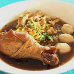 เตี๋ยวน่องไก่ตุ๋น : Chicken N.