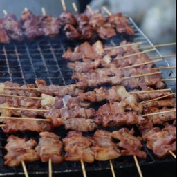 หมูปิ้ง30ไม้เหนียว5แถม3ไม้