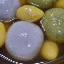 บัวลอยน้ำขิง