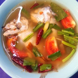 ต้มยำปลาทูนึ่งแซ่บสะดิ้ง