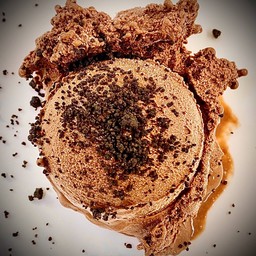 Triple Chocolate 4oz ( Spooning inside )