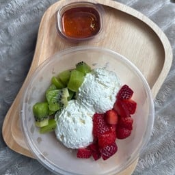 KoSaRaIkk Greek Yogurt(กอสระอีก กรีกโยเกิร์ต)