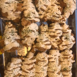 ปีกบน ไก่ราดซาวครีม  1ชิ้น