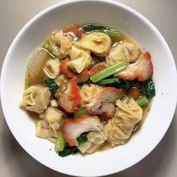 เกี๊ยวหมูแดง