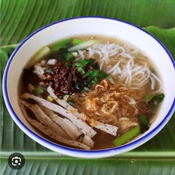 ร้านก๋วยจั๊บญวนอุบลโอชา (ข้าวมันไก่สิงคโปร์)สาขา 3 ข้างเซเว่นหมู่บ้านมารวย