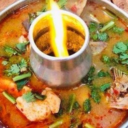 ต้มยำปลากะพง หม้อไฟ