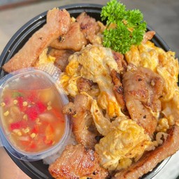 หมูนุ่มขยี้ไข่