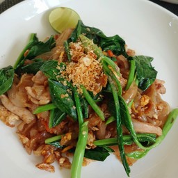 ผัดซีอิ้วหมู