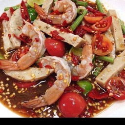 Spicy Shrimp and Chicken Salad