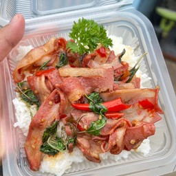 กะเพราเบค่อน