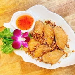 ปีกไก่ทอดน้ำปลา
