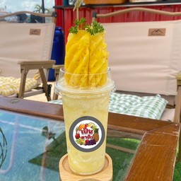 สับปะรดนมสด