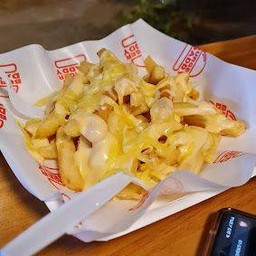 Classic cheese fries