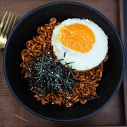 มาม่าไข่