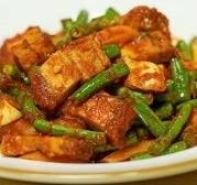 หมูกรอบผัดพริกขิง