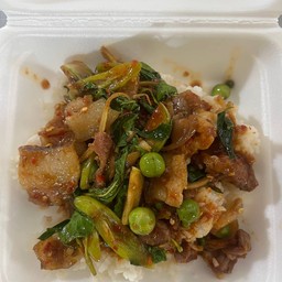ผัดเผ็ดหมูป่า