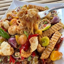 ตำเส้นหมูยอ