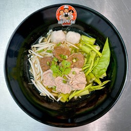 เกาเหลาลูกชิ้นหมูชิ้นหมูตุ๋น