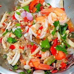 ยำเส้นแก้วทะเล