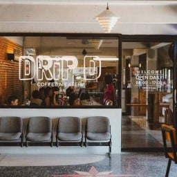 Drip D. café ร้านกาแฟดิบดี -