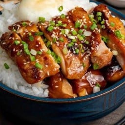 ร้าน บะหมี่ไก่เทอริยากิ สูตรลี้ลับ บางกรวย
