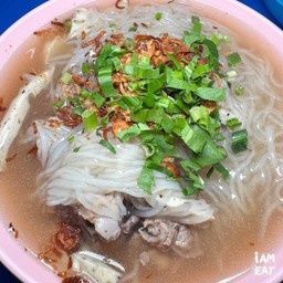 ก๋วยจั๊บญวน+กระดูกเล้ง