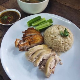 ข้าวมันไก่ต้ม+ไก่ทอด