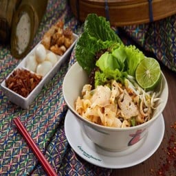 ก๋วยเตี๋ยวคลุกไก่