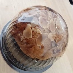 ขนมปังอัลมอนด์