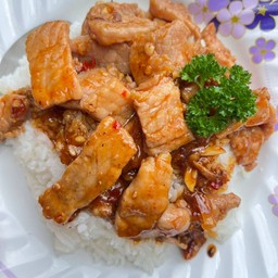 หมูนุ่มคั่วซอสสุกี้