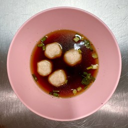 ลูกชิ้นหมู 4 ลูก