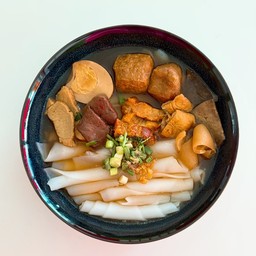 ก๋วยจั๊บหมูน้ำข้น ครัวแม่บุญยง