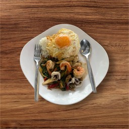 ผัดฉ่าทะเลราดข้าว