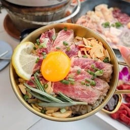 ข้าวหน้าเนื้อวากิว