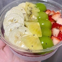 กรีกโยเกิร์ต(Yogurt )&อาซาอิโบล์ว (Acaiberry) คอนโดลุมพินี เพลส อาคาร C