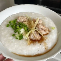โจ๊กหมู ครัวคุณแม่