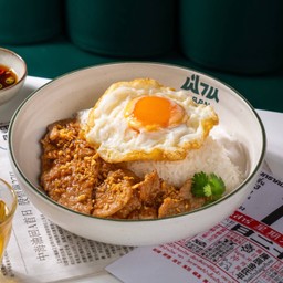 ข้าว+ราดผัดกระเทียม