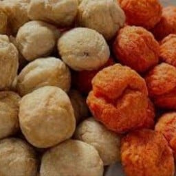 ลูกชิ้นทอด(น้องคุ๊กกี้)